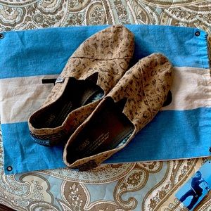 [TOMS] leopard print!